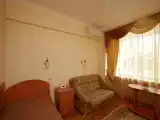 Номер Стандарт c 1 комнатой с балконом и с видом на парк