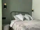 Семейный коттедж с красивым видом из окна
