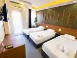 Семейный номер Deluxe с балконом и с видом на сад