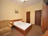 Трёхместный номер Эконом с балконом