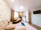 Студия С кухней с видом на город