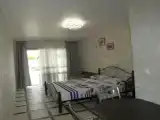 Студия с балконом и с видом на бассейн