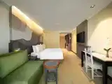 Двухместный номер Deluxe с балконом и с видом на бассейн