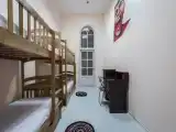 Кровать в общем номере