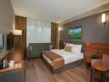 Люкс с балконом и с красивым видом из окна