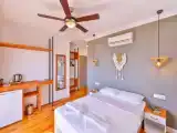 Двухместный номер Делюкс с балконом и с видом на море