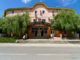 Трёхместный номер Стандарт с красивым видом из окна