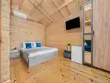 Коттедж с балконом