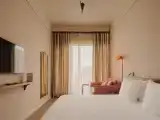 Трёхместный люкс Premium с балконом и с панорамным видом
