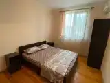 Трёхместный номер Стандарт с балконом и с видом на внутренний двор