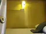 Кровать в общем номере (женский номер) с красивым видом из окна