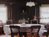 Коттедж с 4 комнатами с видом на сад