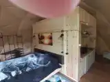 Коттедж с 2 комнатами с красивым видом из окна