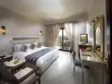 Четырёхместный люкс Семейный с балконом