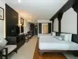 Трёхместный номер Deluxe с балконом