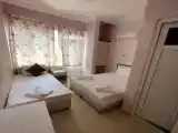 Трёхместный номер Эконом с балконом и с видом на город