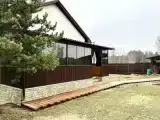 Коттедж с красивым видом из окна