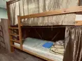 Кровать в общем номере (женский номер)