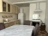 Семейный коттедж с красивым видом из окна