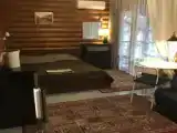 Трёхместный номер Superior с балконом и с видом на город