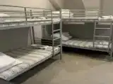 Кровать в общем номере (мужской номер)