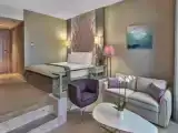 Двухместный номер Deluxe с балконом и с видом на окрестности