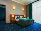 Семейный люкс с балконом и с красивым видом из окна