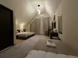 Трёхместный номер Family с балконом