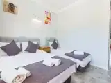 Трёхместный номер Стандарт с красивым видом из окна