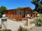 Четырёхместный семейный домик с собственным двором