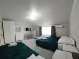 Трёхместный полулюкс Мансарда