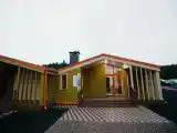 Четырёхместный коттедж Дуплекс с красивым видом из окна