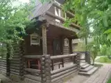 Шестиместный коттедж с балконом