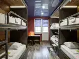 Кровать в общем женском номере (нижнее спальное место) с 6 кроватями
