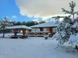 Семейный коттедж с балконом и с красивым видом из окна