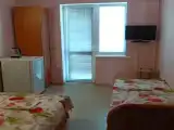 Трёхместный номер Стандарт с балконом и с красивым видом из окна