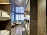 Кровать в общем номере (верхнее спальное место) с 6 кроватями