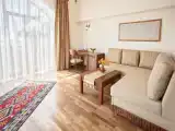 Тематический Люкс Бадем с балконом и с красивым видом из окна