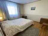Шестиместные апартаменты с 3 комнатами с красивым видом из окна