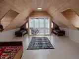 Шестиместный семейный коттедж с балконом и с красивым видом из окна