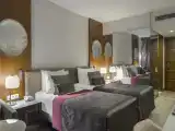 Двухместный номер с балконом и с видом на окрестности