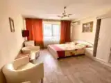 Полулюкс с видом на бассейн
