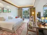 Полулюкс Lounge Access & Butler Service Residence с видом на море
