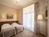 Двухместный номер (центральный корпус) Комфорт с балконом