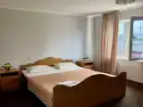 Трёхместный семейный номер Стандарт с видом на горы