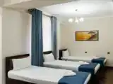 Трёхместный номер Superior с балконом