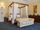 Люкс Семейный Премиум с красивым видом из окна