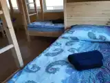 Кровать в общем номере (мужской номер)