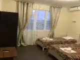 Трёхместный номер Superior с балконом и с красивым видом из окна