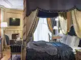 Люкс Luigi XIV с балконом и с красивым видом из окна